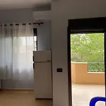 Semako Πανσιόν 3*